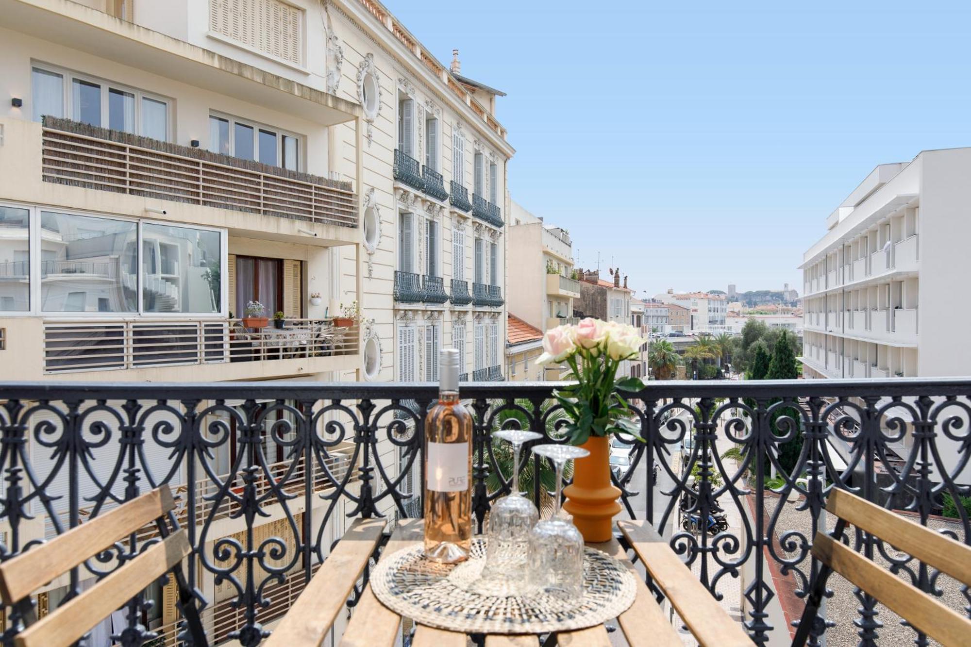 Apartment Comfortable W Balcony Center Tgv *